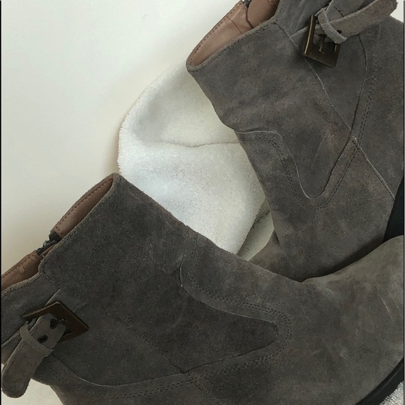 Easy Spirit Suede Wedge Boots Size 9 Gray Buckle - Picture 7 of 15